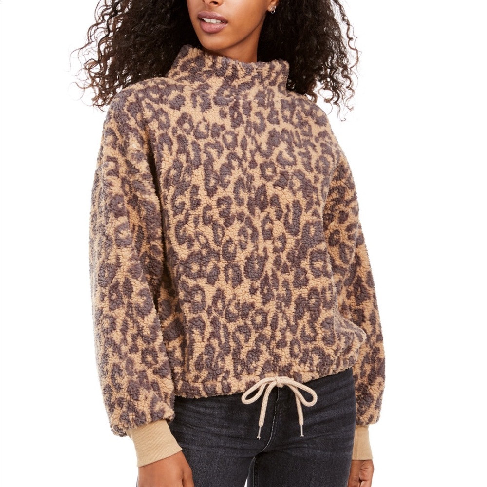 Mock neck Sherpa pullover